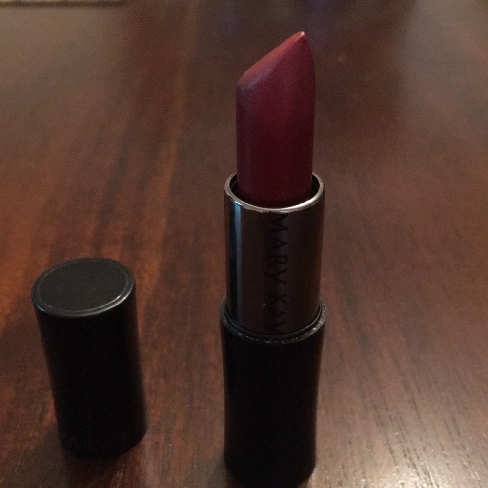 Mary Kay Apple Berry Lipstick